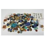Vintage buttons and other closures