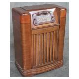 Philco model 46-1209 radio