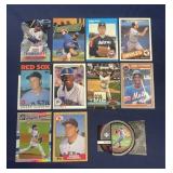 Lot of vintage and modern baseball cards