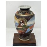 Satsuma-style porcelain vase