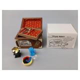 Hello Dolly Miniature Trunk with Phonograph