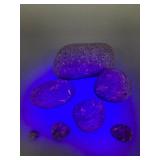 Six UV-Reactive Fluorescent Stones