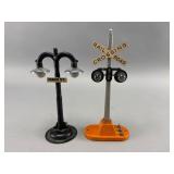 Lionel Railroad Signal & Street Lamp