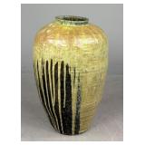 Sh?wa Period Oversized Shigaraki Pottery Rice Jar