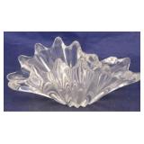 Art glass crimped bowl