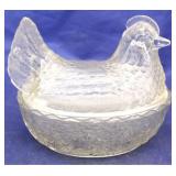 Glass hen on the nest