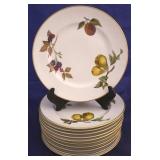 12 Royal Worchester Evesham luncheon plates