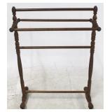 Mahogany spindle carved quilt rack