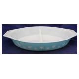 Pyrex Snowflake divided dish
