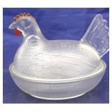 Glass hen on the nest