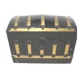 Vintage dome top trunk