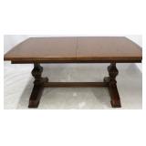 American Drew dining table with 2 leaves