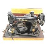 Vintage Singer Model 99K Sewing Machine & Case