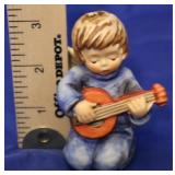 Hummel Figure "Accompanist"