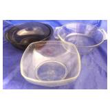 3 Pyrex dishes