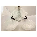 Satin Glass 2 Plates & 2 Bowls