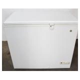 G E deep freezer chest