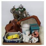 Tray Lot of Assorted Items