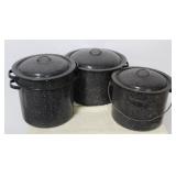 3 pcs of Granite ware Pots w/ Lids