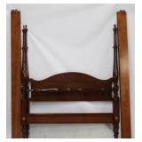 Willett queen size poster bed