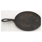 Cast iron frying pan