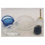 5 Assorted glass items