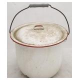 Enamelware bucket with lid