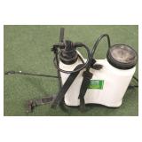 Backpack sprayer