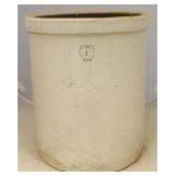 8 Gallon Stoneware Crock - 13 x 16