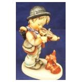 Hummel full bee signed "Puppy Love"