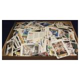 Tray lot of Assorted Baseball Cards