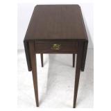 Pembroke tapered leg one drawer stand