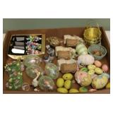 Tray Lot of Assorted Easter Items