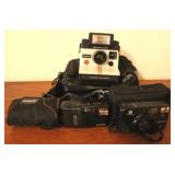 Lot of vintage cameras