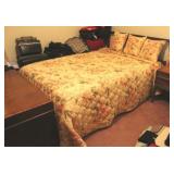 Mid-century Lane full size bed & bedding