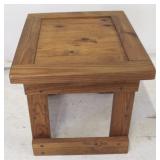 End Table - 20 1/2 x 26 1/2 x 26