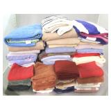 Assorted bath towels, hand towels & rags