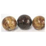3 Wood decorative balls