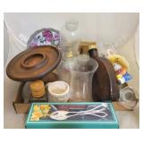 Tray Lot of Assorted Items