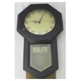 Regulator clock - no pendulum
