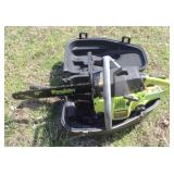 Poulan 16" Bar Chainsaw w/ case