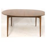 Stanley oval dining table with pop up leaf & pads