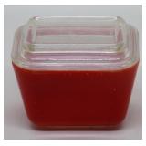 Pyrex red refrigerator box with lid