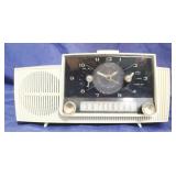 Vintage General Electric radio