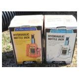 Lot of 2 Hydraulic Bottle Jacks in Boxes