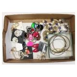 Box lot jewelry
