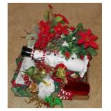 Tray Lot of Assorted Christmas Items