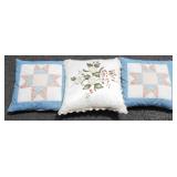 Lot of 3 Throw Pillows