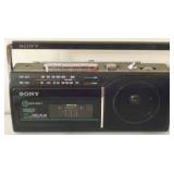 Song Portable AM/FM Radio/ Cassette Player