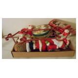 Tray lot of assorted Christmas Items